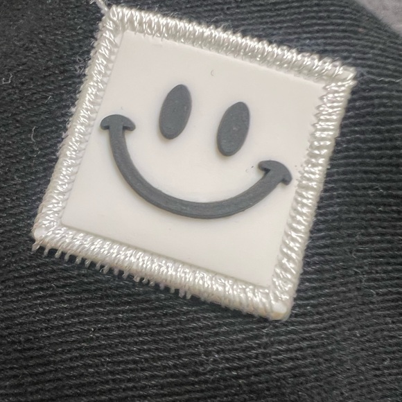 NWOT Smiley Face Bucket Hat! - Picture 6 of 10